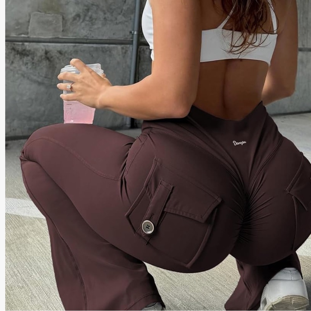 Danysu SCRUNCH BUTT FLARED GYM LEGGINGS